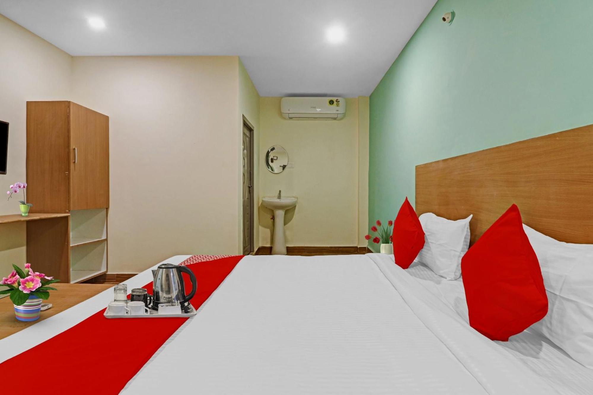Hotel O Lavish Stay Hyderabad Eksteriør billede